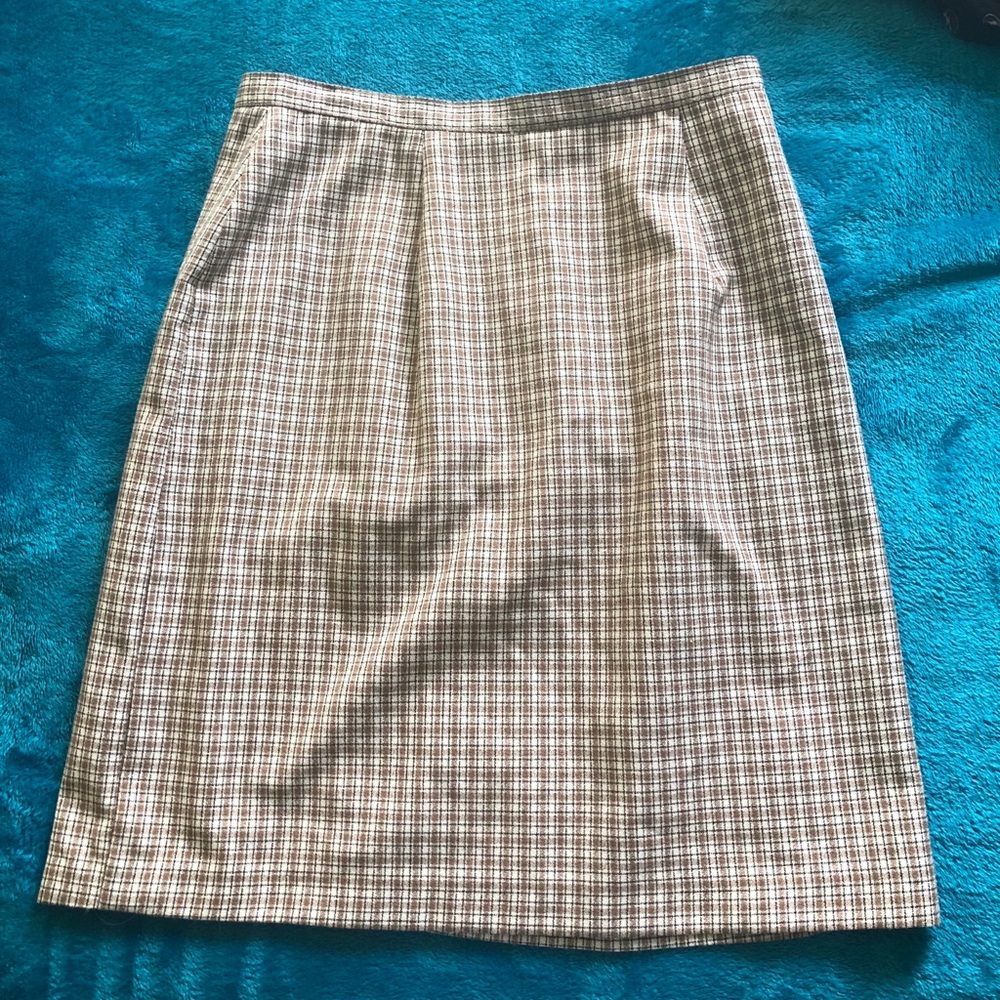 Pencil skirt